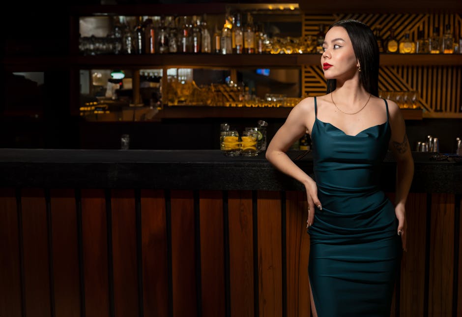 Decoding Cocktail vs. Black Tie: Your Event Style Guide