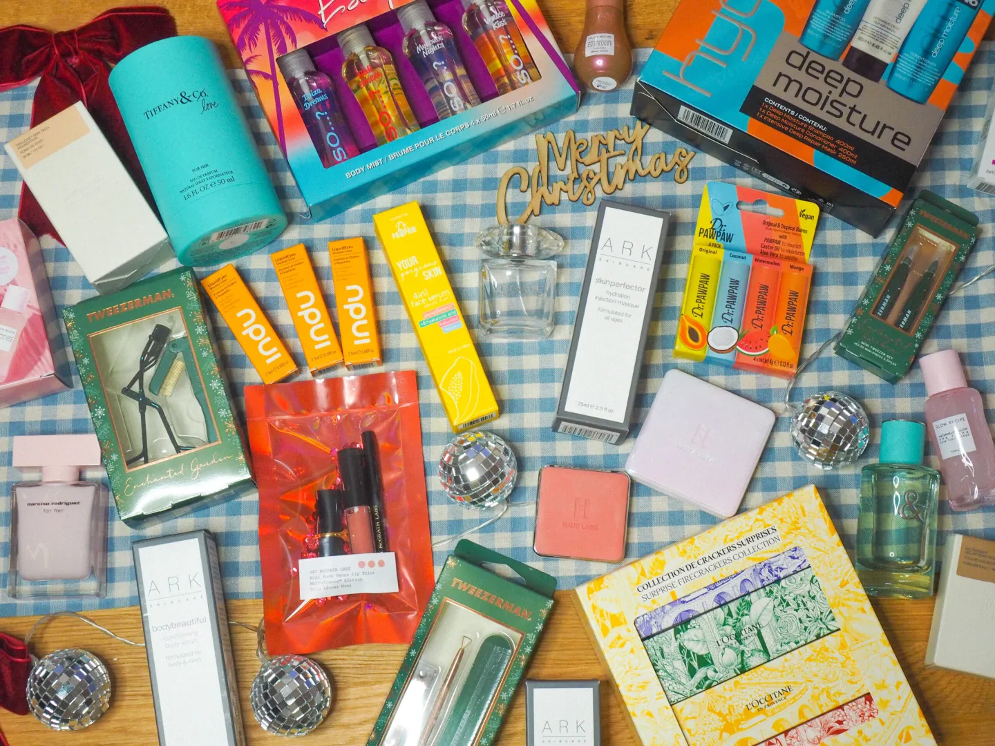 Festive Gift Guide 2024: For Beauty Lovers